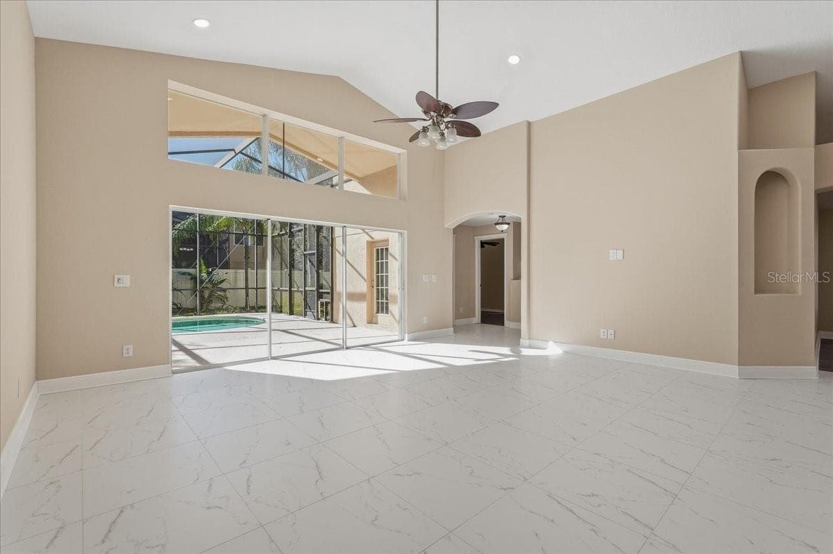 Single Family Residence at 8211 CANYON CREEK WAY, TAMPA, photo 25 of 78