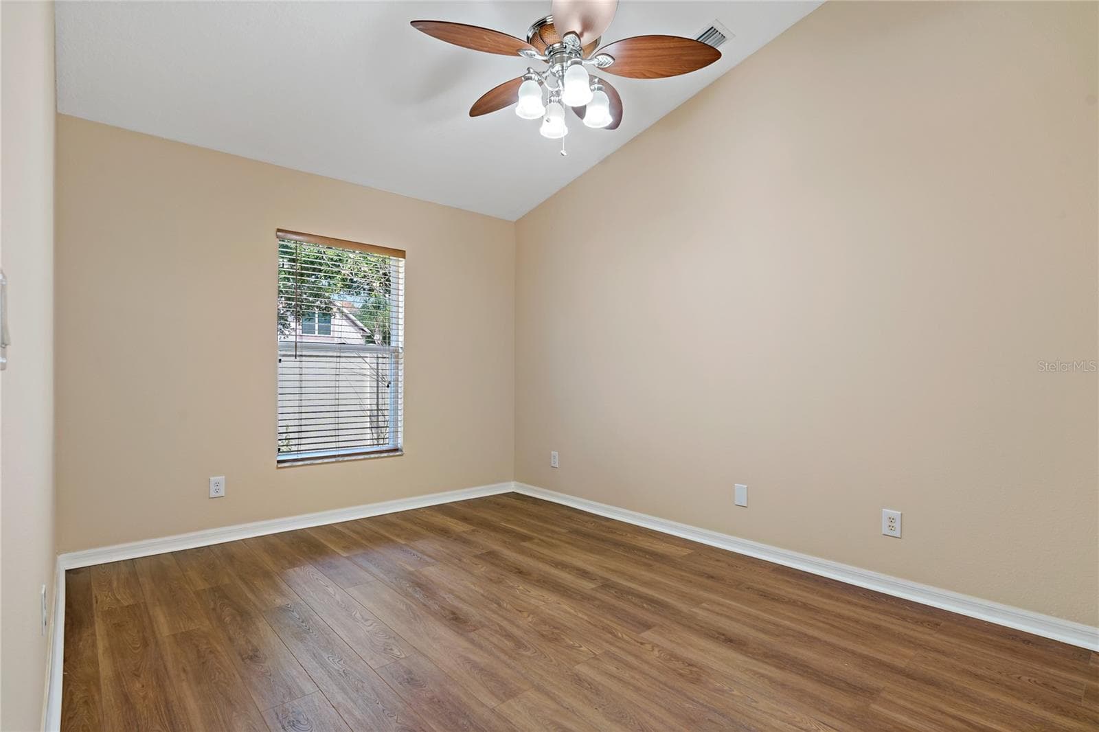 Single Family Residence at 8211 CANYON CREEK WAY, TAMPA, photo 37 of 78
