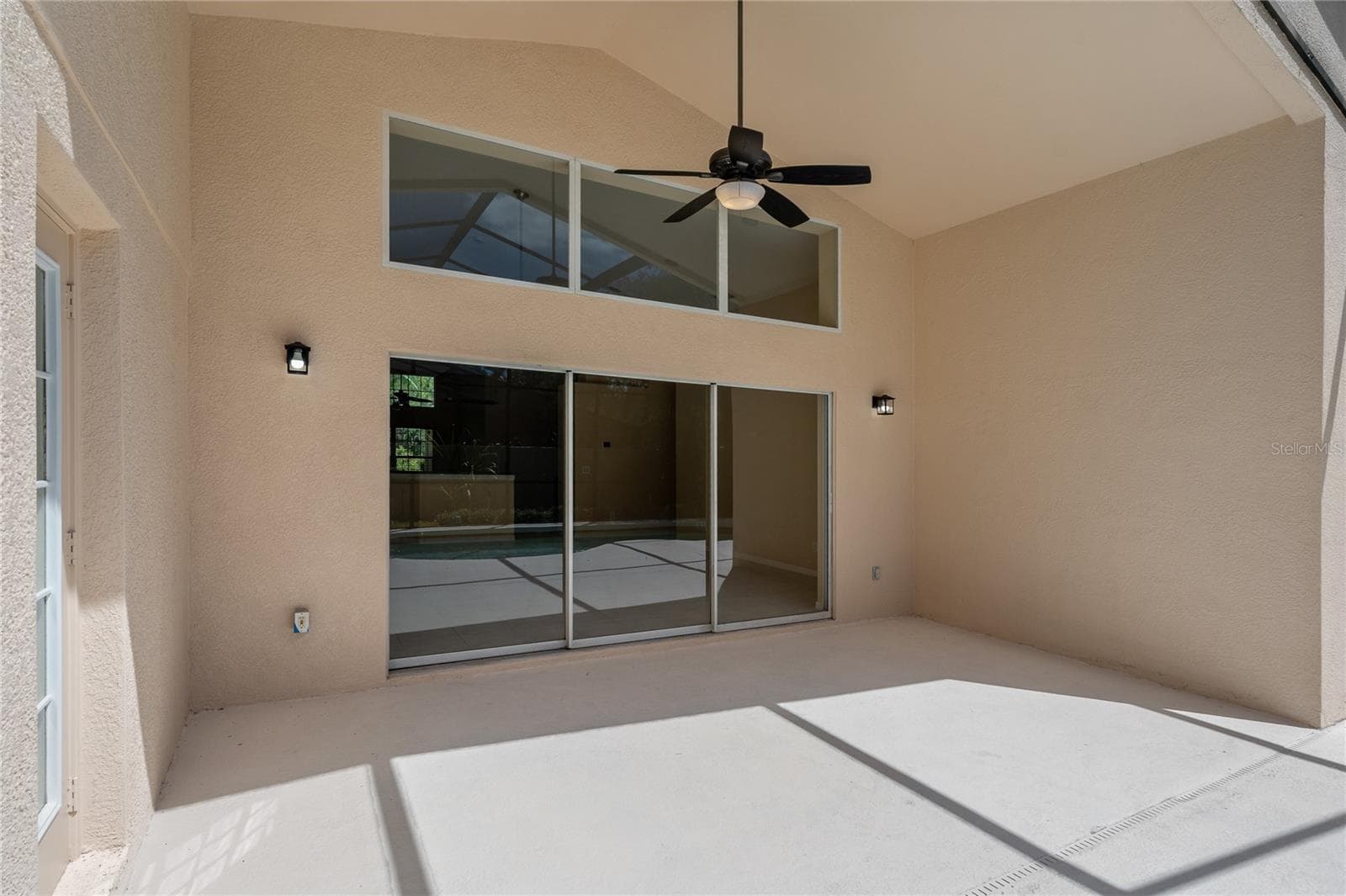 Single Family Residence at 8211 CANYON CREEK WAY, TAMPA, photo 47 of 78