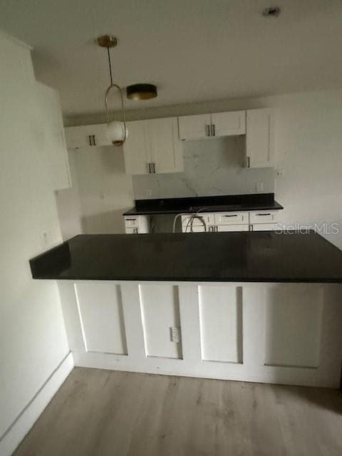 Kitchen looks okay but need appliances. - 225 RONNIE CIR, ORLANDO