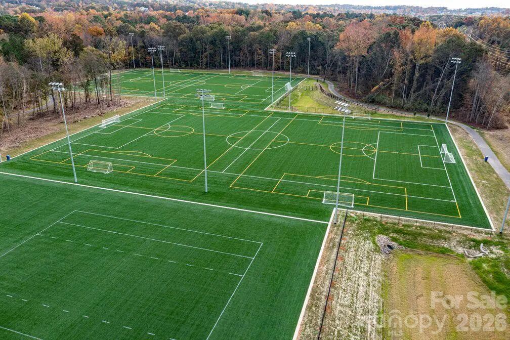 Catawba Park - Tega Cay (approx 1 mile) multiple sports fields, playground, walking trails - 1452 Liberty Row Drive, Tega Cay