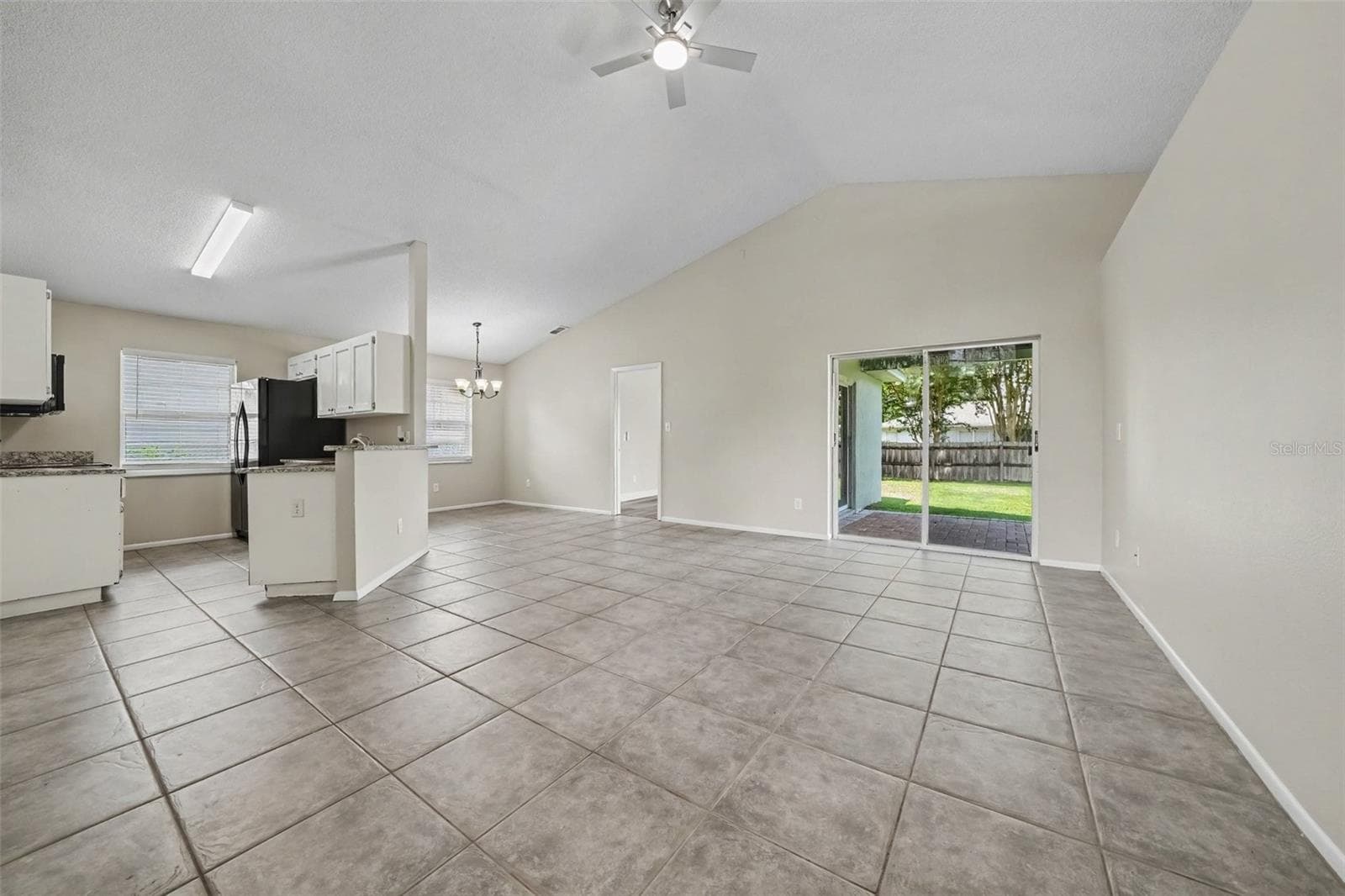 Single Family Residence at 1533 CYPRESS WOODS CIR, ST CLOUD, photo 4 of 23