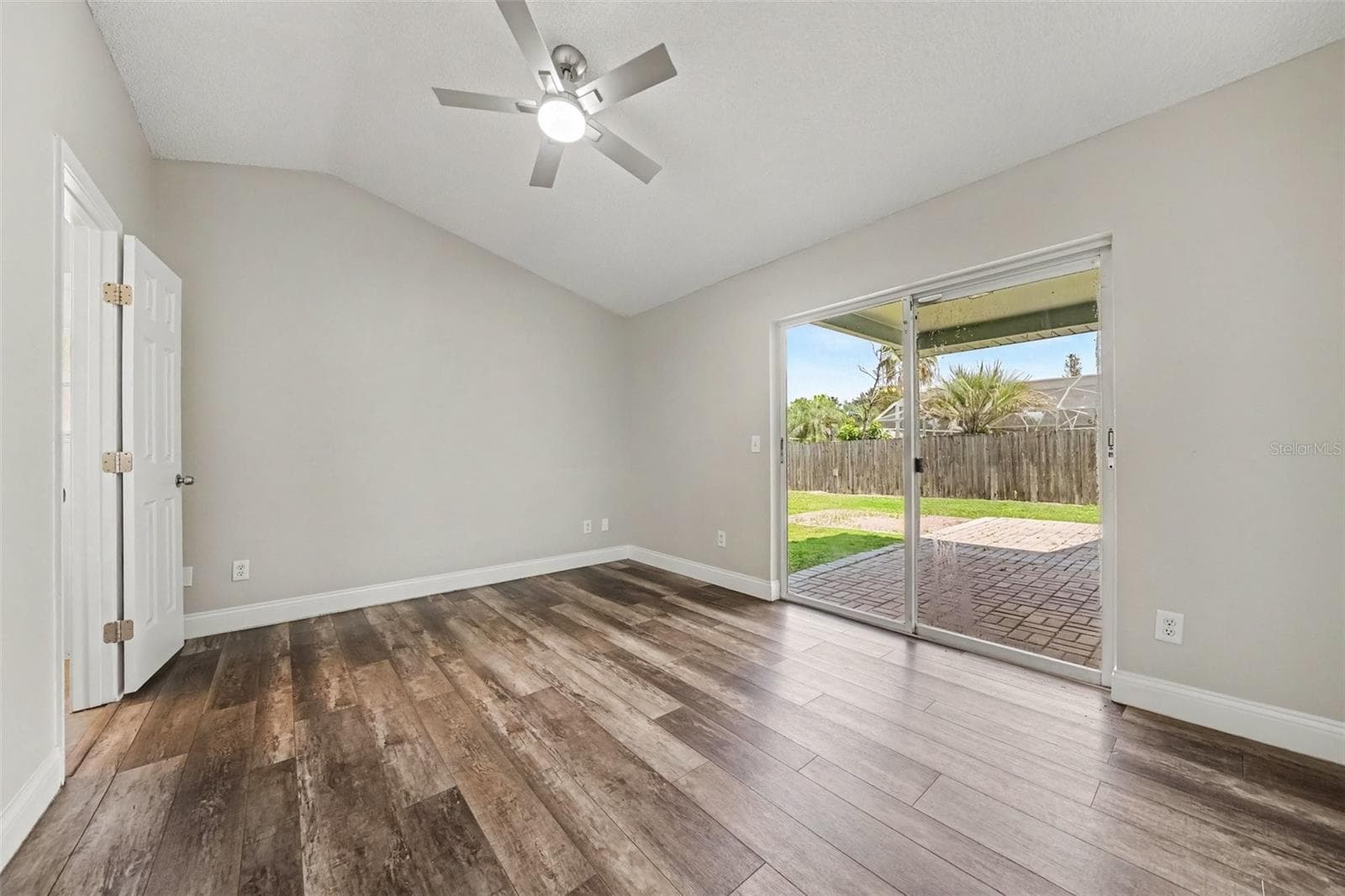 Single Family Residence at 1533 CYPRESS WOODS CIR, ST CLOUD, photo 6 of 23