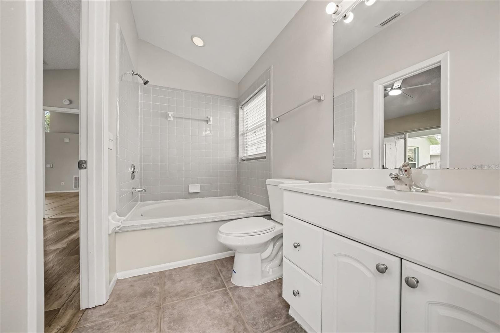 Single Family Residence at 1533 CYPRESS WOODS CIR, ST CLOUD, photo 16 of 23