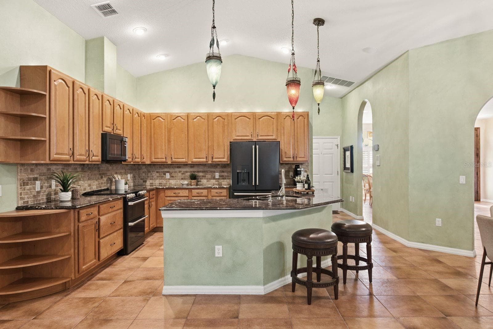 Single Family Residence at 580 S FLORIDA AVE, TARPON SPRINGS, photo 10 of 42