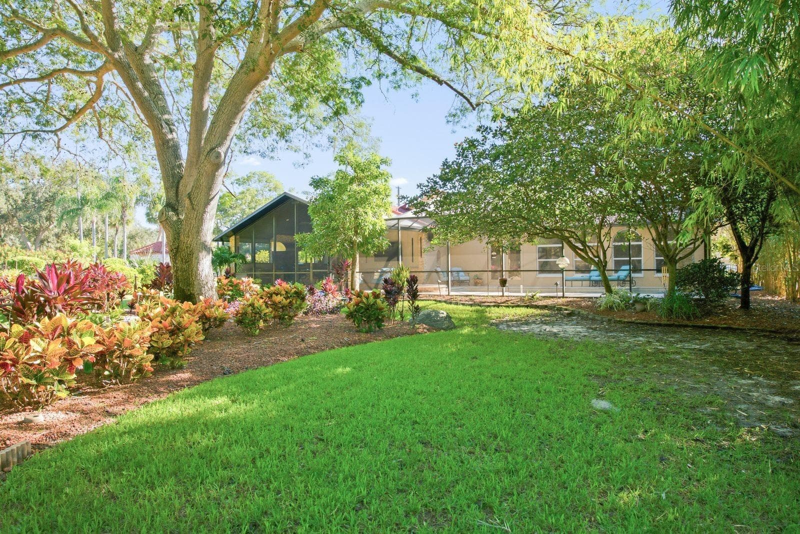 Single Family Residence at 580 S FLORIDA AVE, TARPON SPRINGS, photo 38 of 42