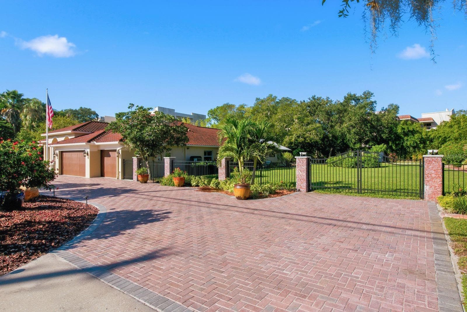 Single Family Residence at 580 S FLORIDA AVE, TARPON SPRINGS, photo 41 of 42