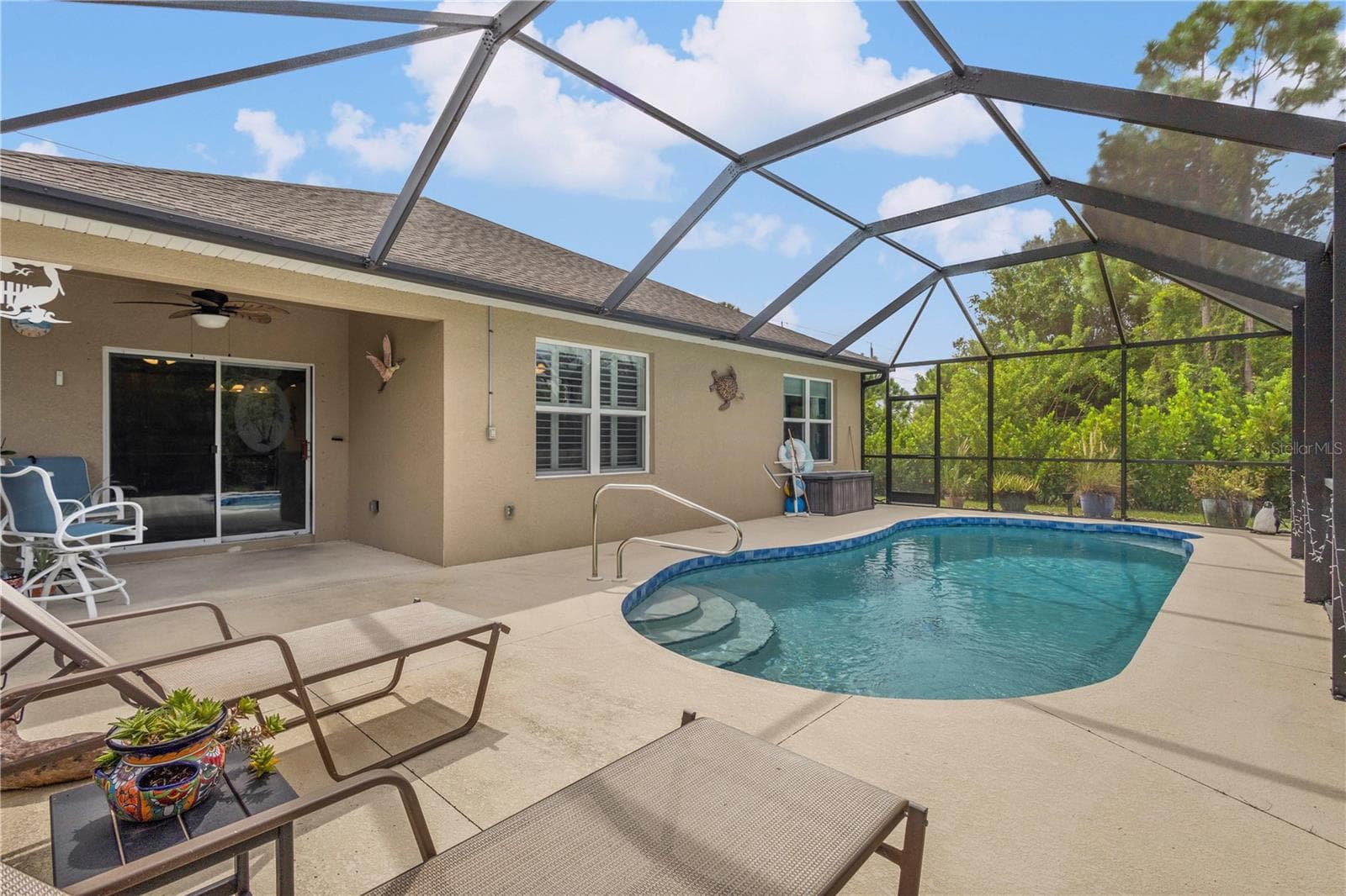 Enjoy the Florida lifestyle! - 9259 CALUMET BLVD, PORT CHARLOTTE