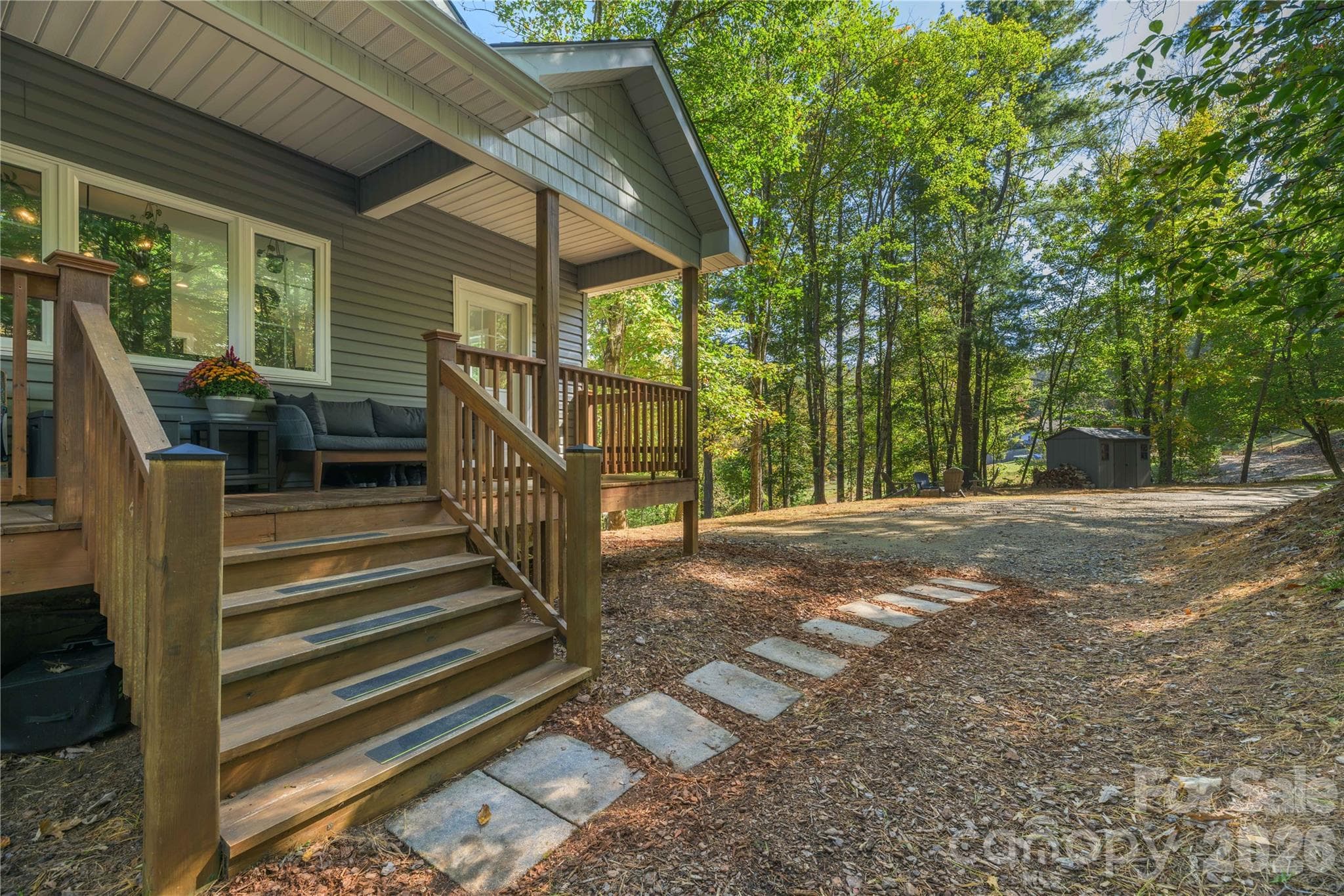 Single Family Residence at 5 Goodman Road, Asheville, photo 2 of 34