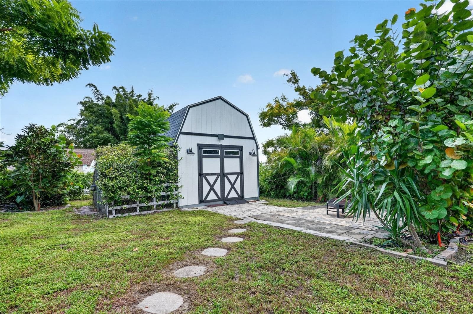Single Family Residence at 21883 CATHERINE AVE, PORT CHARLOTTE, photo 4 of 38