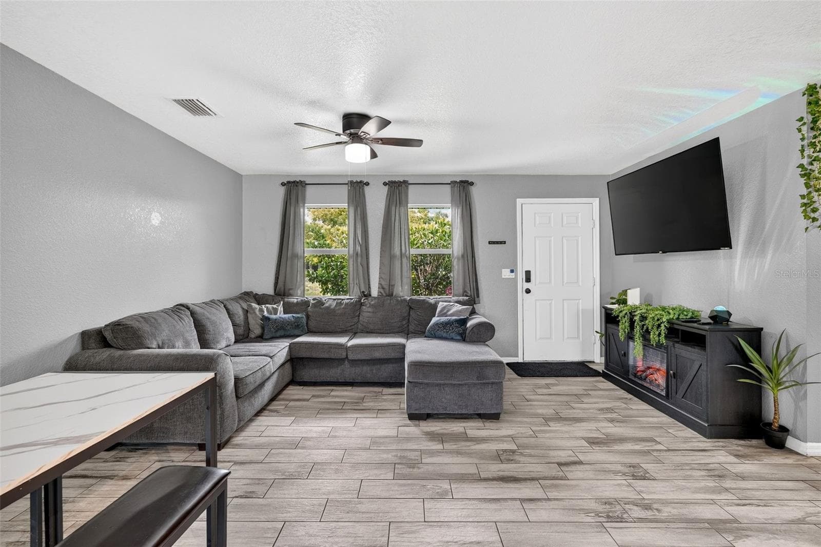 Single Family Residence at 21883 CATHERINE AVE, PORT CHARLOTTE, photo 11 of 38