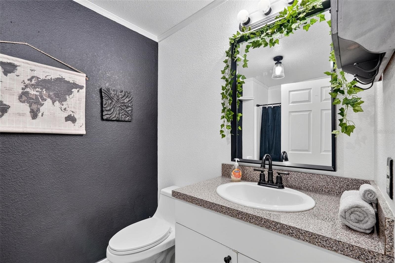 Single Family Residence at 21883 CATHERINE AVE, PORT CHARLOTTE, photo 22 of 38