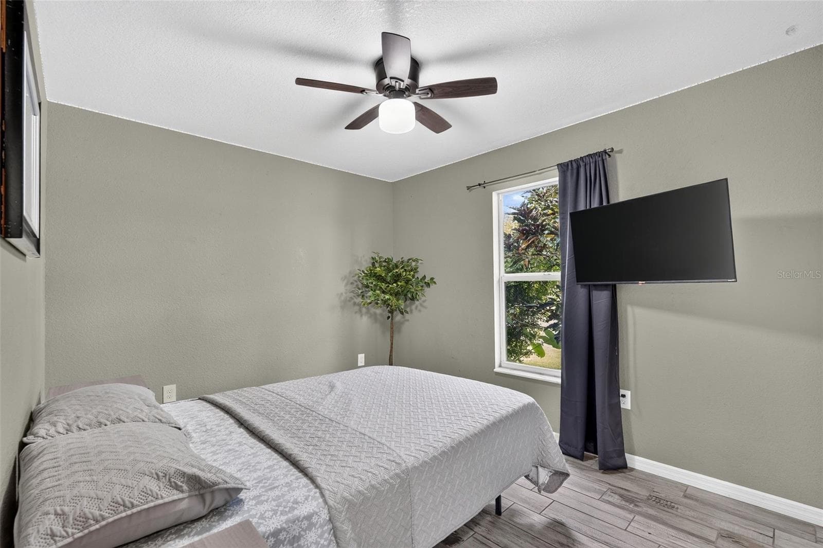 Single Family Residence at 21883 CATHERINE AVE, PORT CHARLOTTE, photo 24 of 38