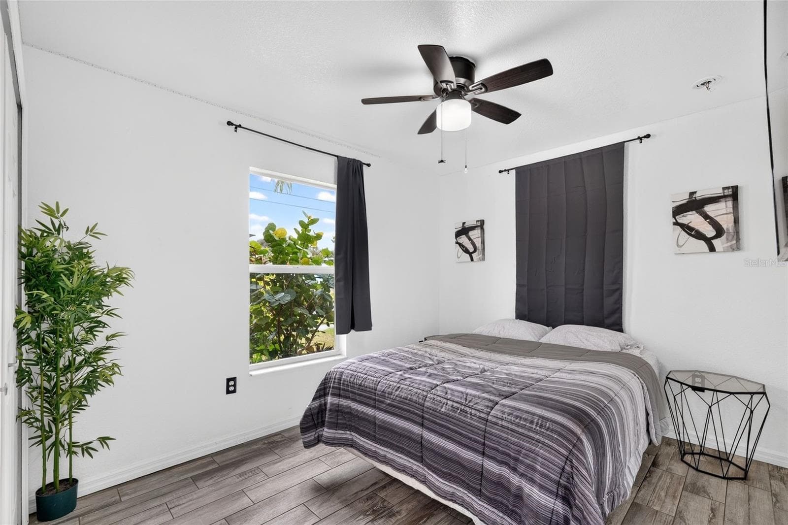 Single Family Residence at 21883 CATHERINE AVE, PORT CHARLOTTE, photo 26 of 38