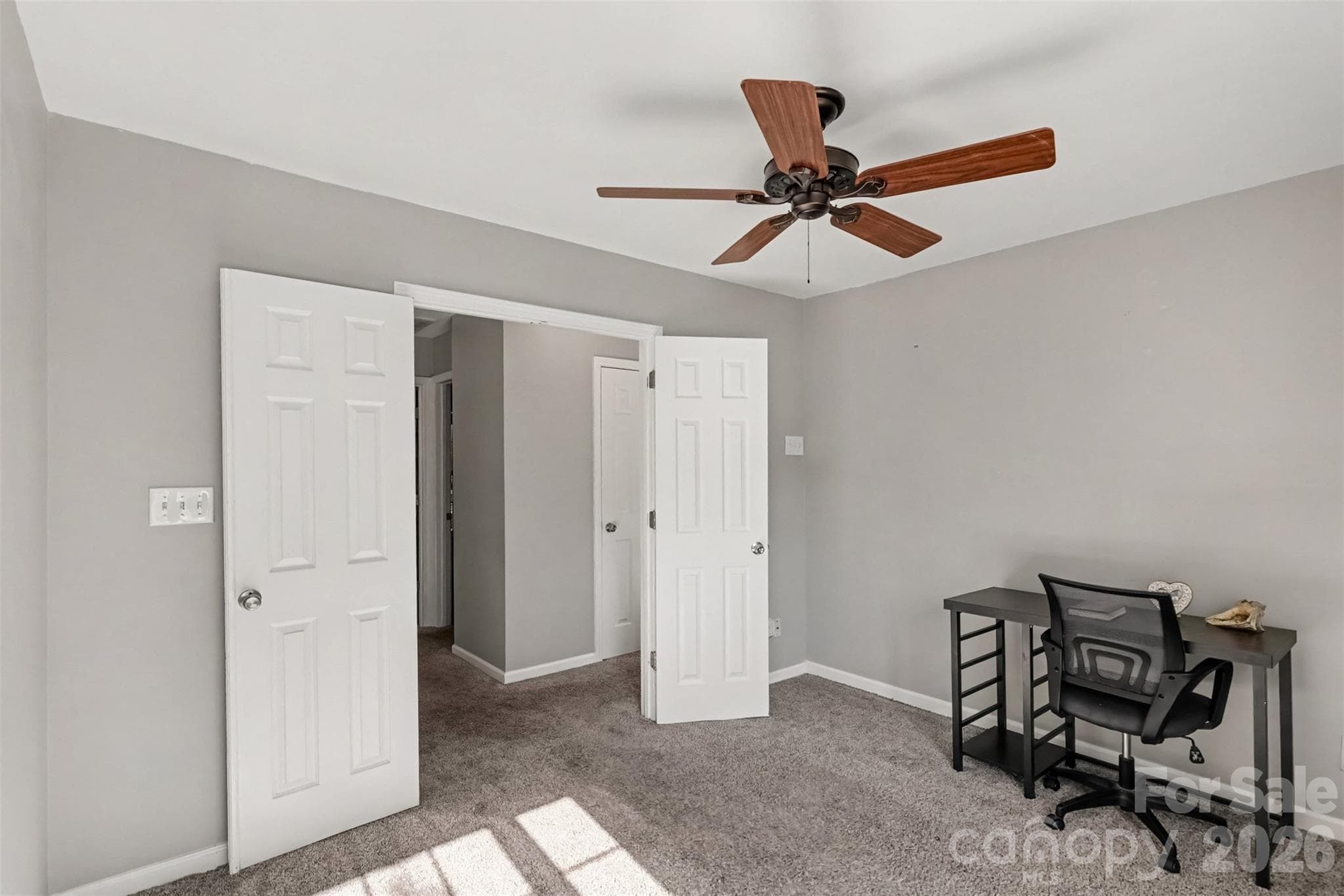 Single Family Residence at 9423 Willow Tree Lane, Charlotte, photo 28 of 38