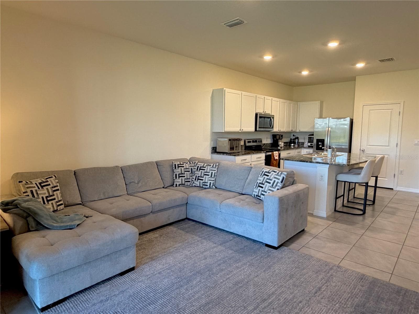 Townhouse at 33075 FROSTED CLOVER WAY, WESLEY CHAPEL, photo 9 of 40