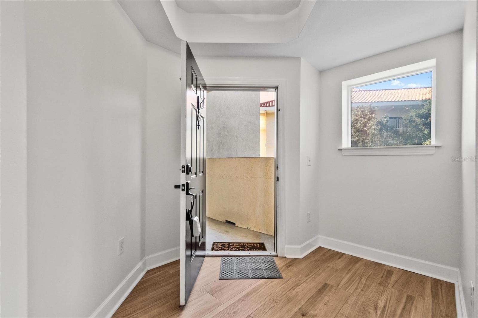 Foyer - View 2 - 300 BELLA HARBOR CT #101, PALM COAST