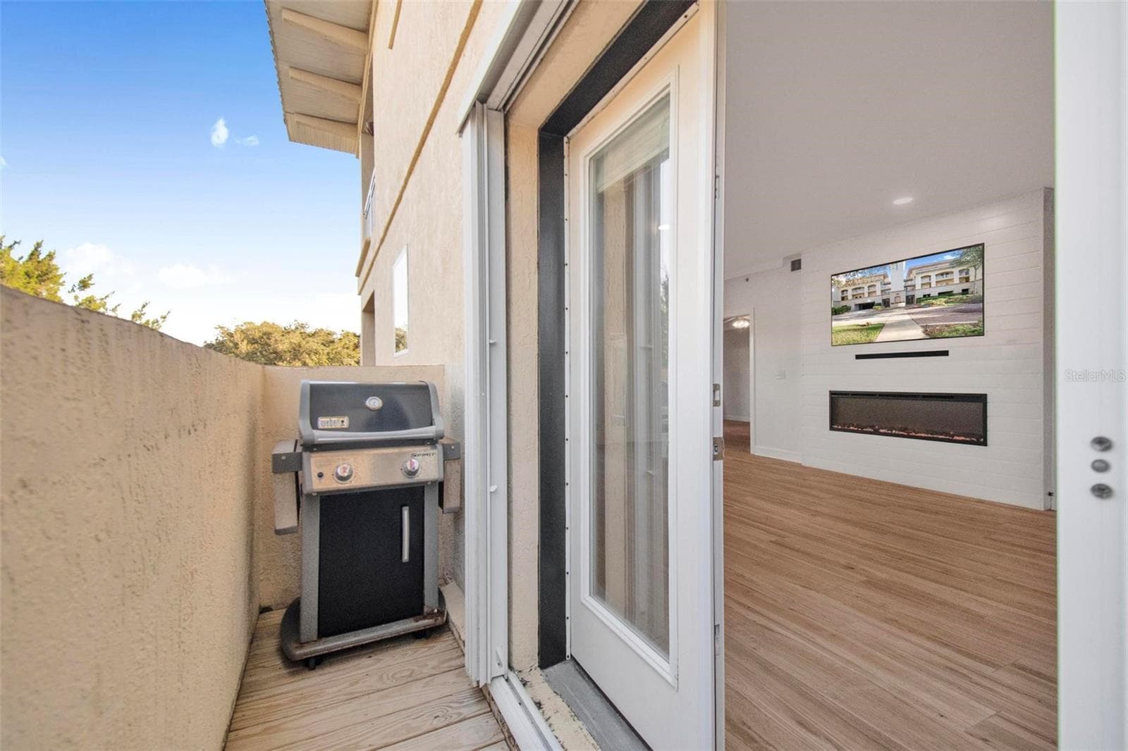 Side balcony - 300 BELLA HARBOR CT #101, PALM COAST