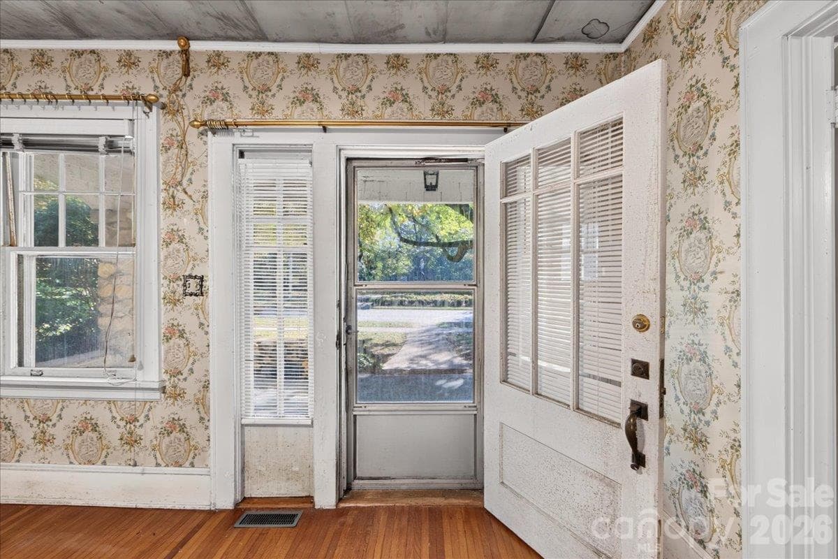 Welcome In - 1709 The Plaza None, Charlotte