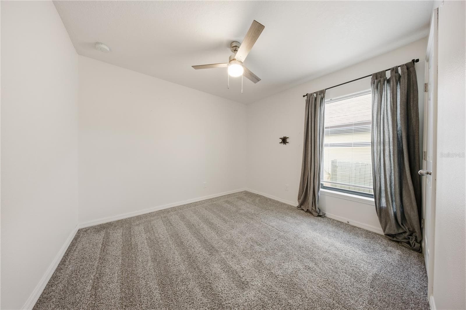 Single Family Residence at 1151 WOODLARK DR, HAINES CITY, photo 19 of 42