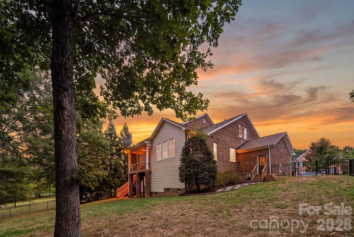 Single Family Residence at 7123 Yellowhorn Trail, Waxhaw, photo 53 of 55