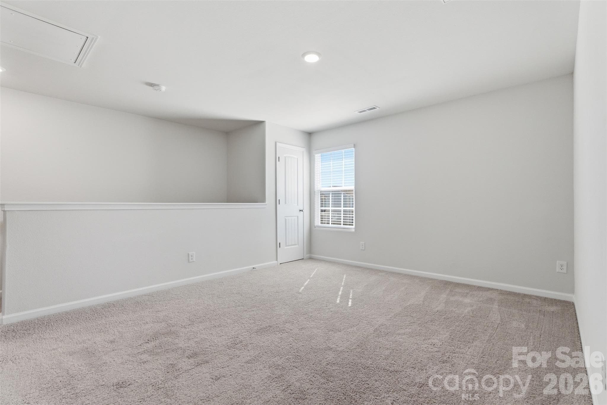 Single Family Residence at 5335 Upton Place, Charlotte, photo 11 of 19