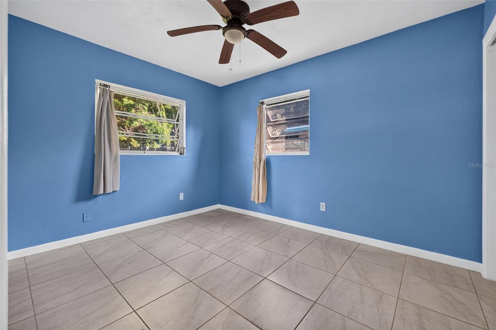 Single Family Residence at 1835 WEST DR, CLEARWATER, photo 13 of 23