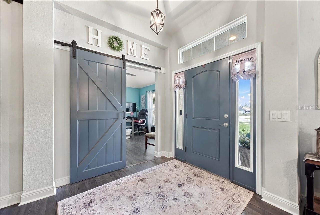 Entryway - 3698 FANTASY WAY, BROOKSVILLE