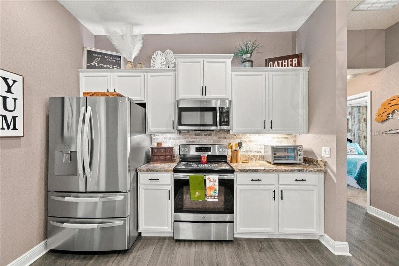 Kitchen - 3698 FANTASY WAY, BROOKSVILLE