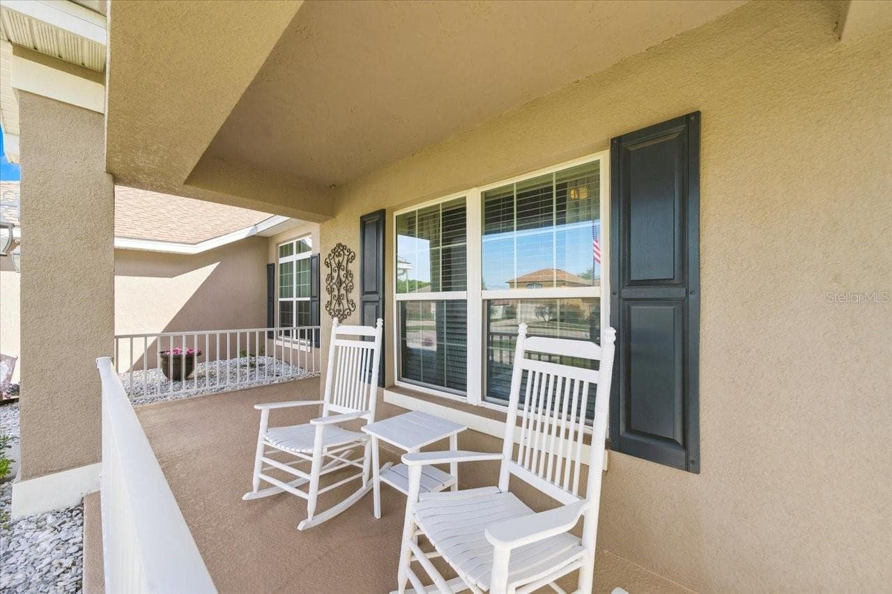 Front Porch - 3698 FANTASY WAY, BROOKSVILLE