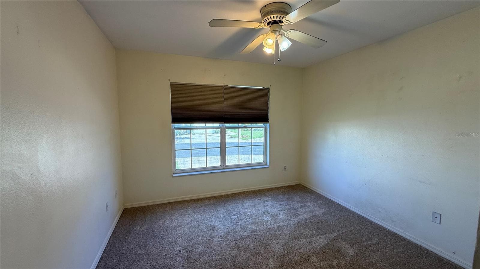 Guest Room #2 . Brand new carpet - 2312 SW 20TH CT, OCALA