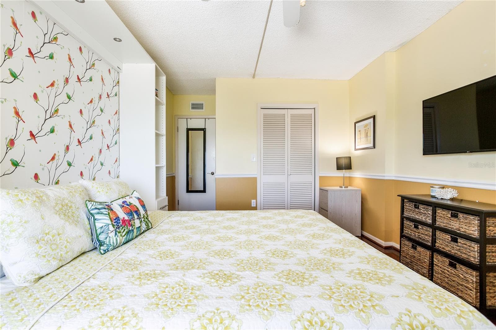 Condominium at 17400 GULF BLVD #B9, NORTH REDINGTON BEACH, photo 40 of 66