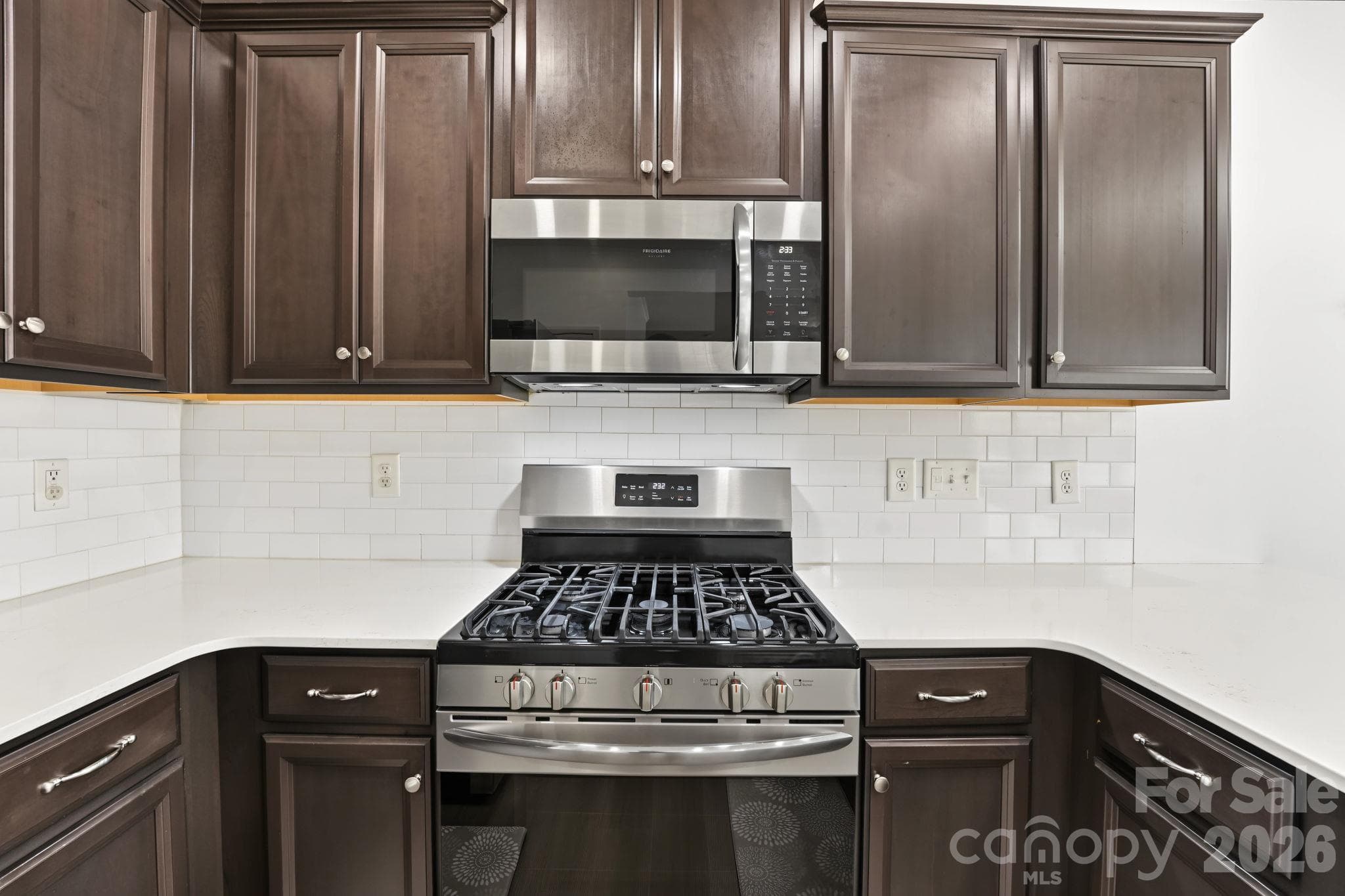 Single Family Residence at 1122 Loggerhead Drive, Lancaster, photo 19 of 45