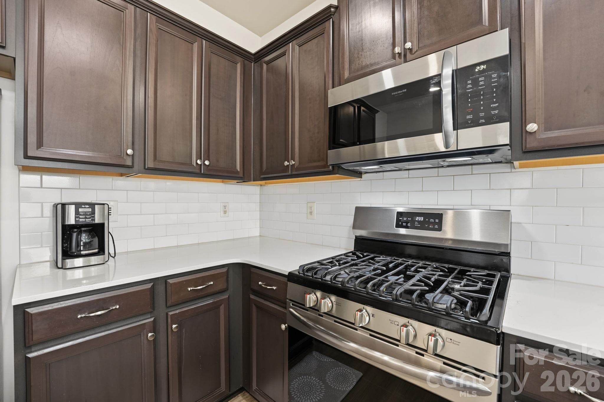 Single Family Residence at 1122 Loggerhead Drive, Lancaster, photo 21 of 45