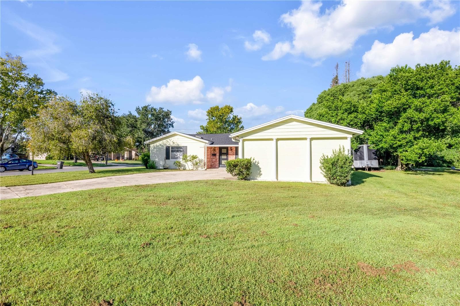 Single Family Residence at 604 CONRAD CT, ALTAMONTE SPRINGS, photo 7 of 39