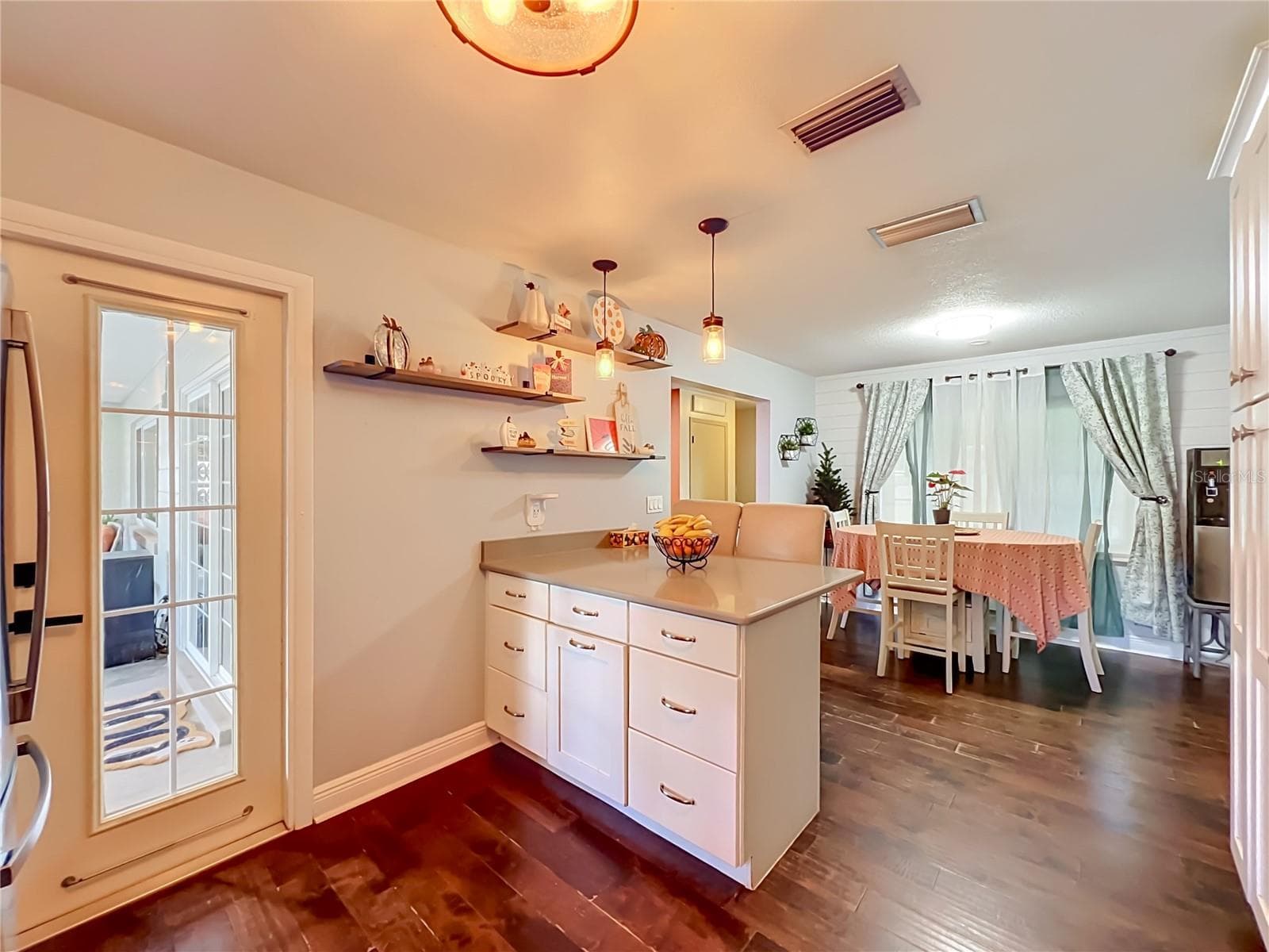 Single Family Residence at 3409 FERNDELL DR, WINTER PARK, photo 5 of 30
