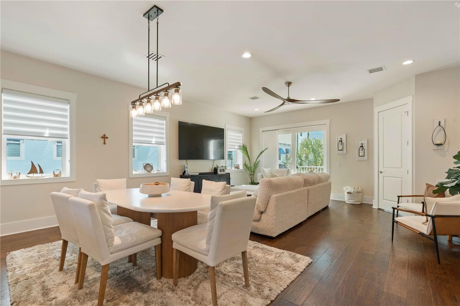 Townhouse at 1413 BAYSHORE BLVD #2, DUNEDIN, photo 15 of 85