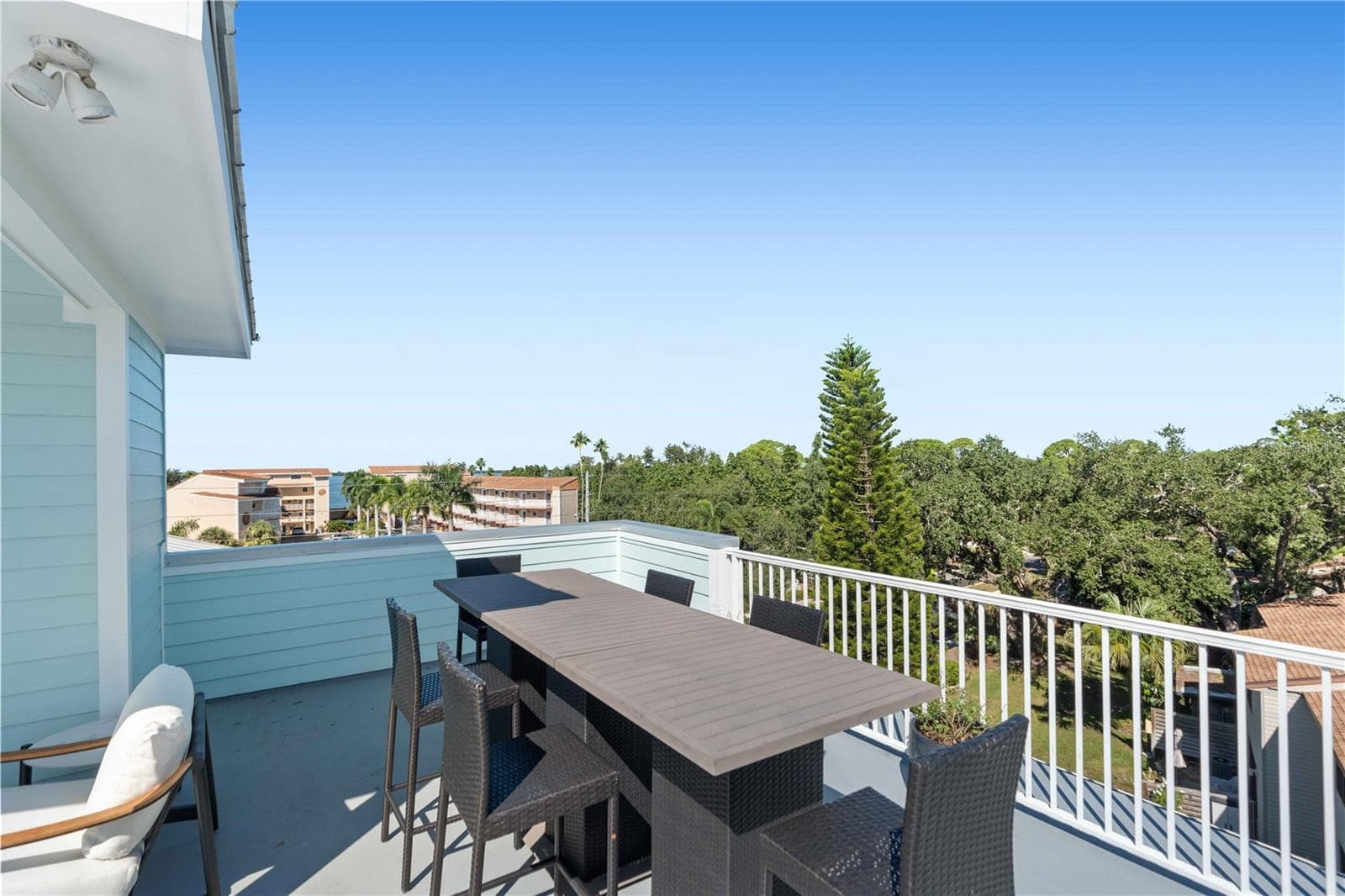 Townhouse at 1413 BAYSHORE BLVD #2, DUNEDIN, photo 51 of 85