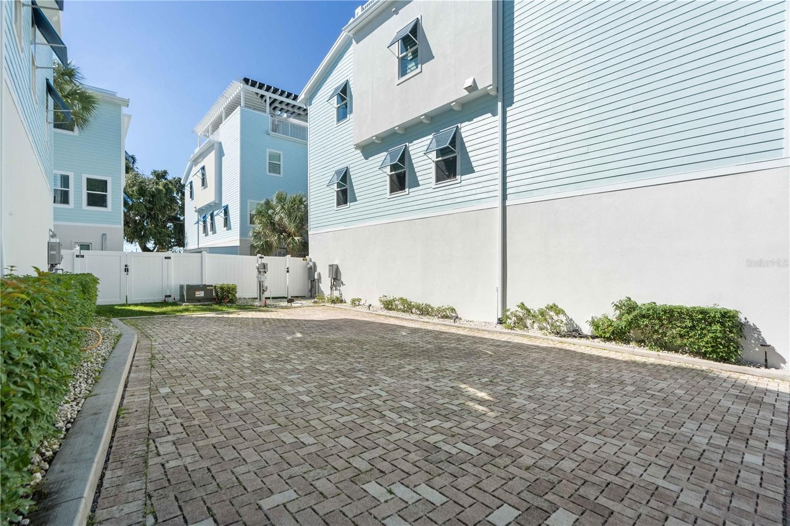 Townhouse at 1413 BAYSHORE BLVD #2, DUNEDIN, photo 70 of 85