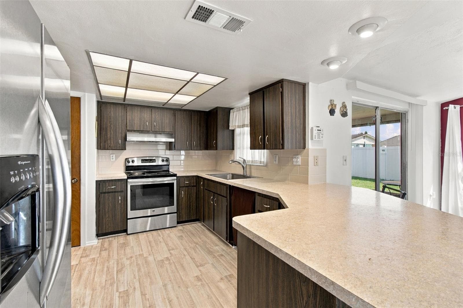 Single Family Residence at 9520 GLEN MOOR LN, PORT RICHEY, photo 16 of 50