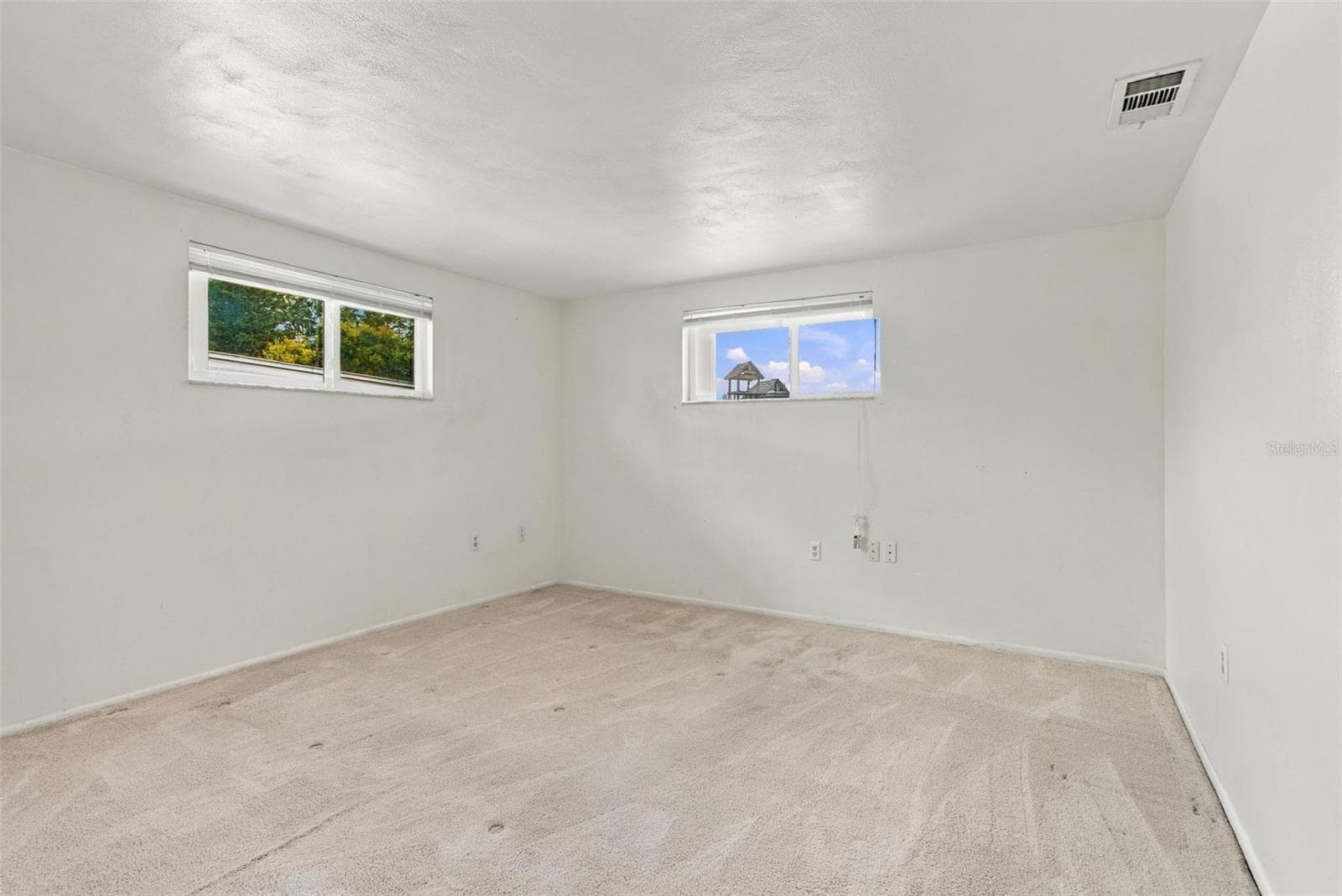 Single Family Residence at 9520 GLEN MOOR LN, PORT RICHEY, photo 27 of 50
