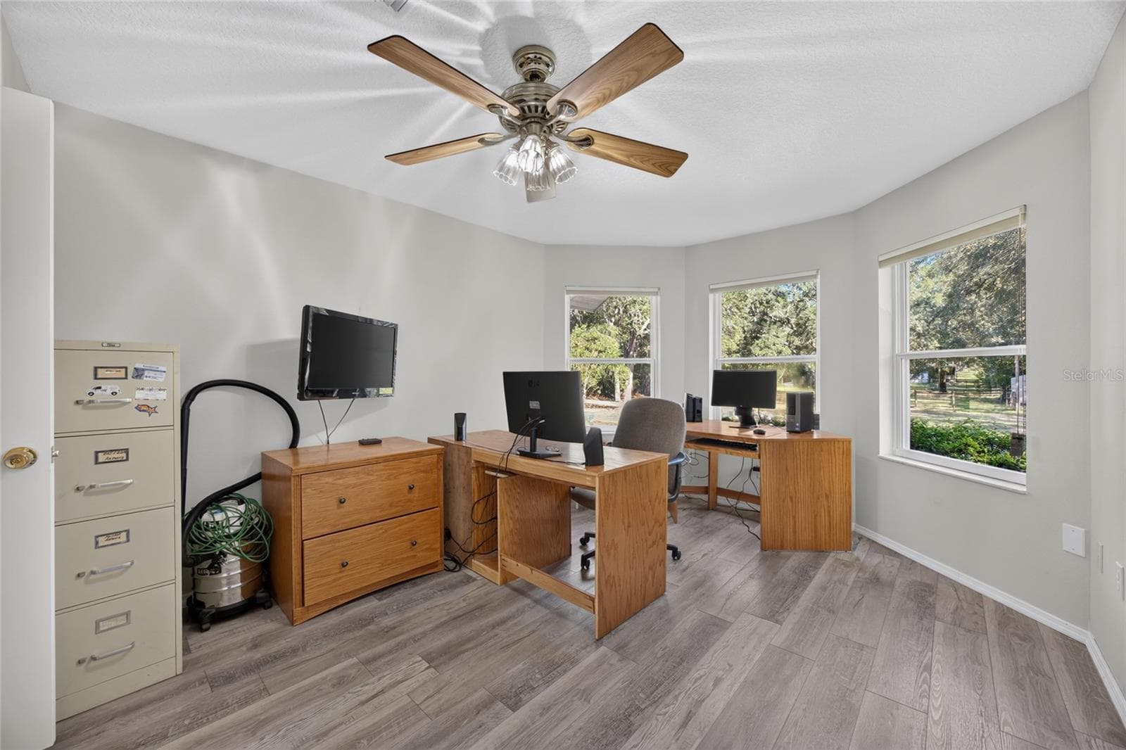Single Family Residence at 2702 E POSSUM CT, INVERNESS, photo 22 of 53