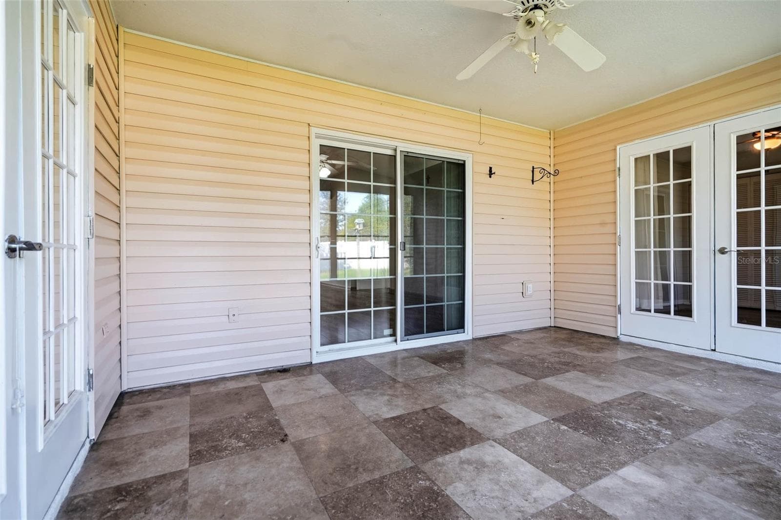 Single Family Residence at 29307 KAPALUA WAY, SAN ANTONIO, photo 29 of 52