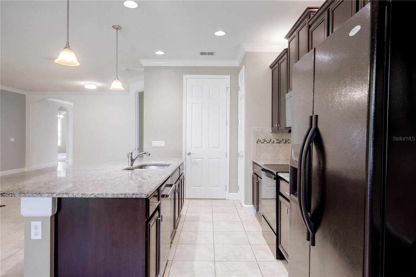 Single Family Residence at 11843 PADUA LN, ORLANDO, photo 7 of 29