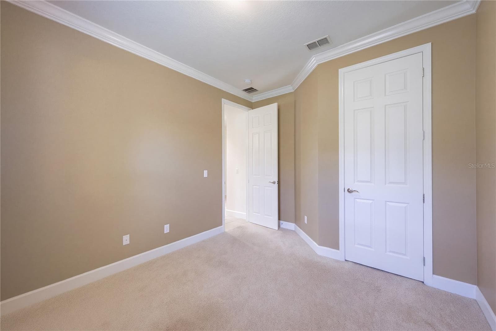 Single Family Residence at 11843 PADUA LN, ORLANDO, photo 11 of 29
