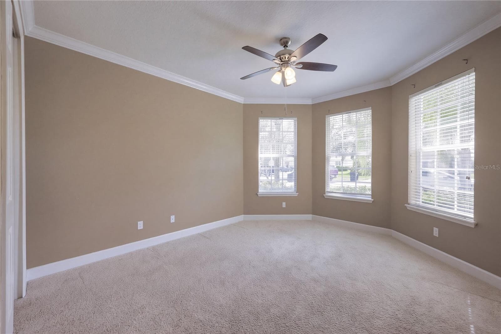 Single Family Residence at 11843 PADUA LN, ORLANDO, photo 14 of 29
