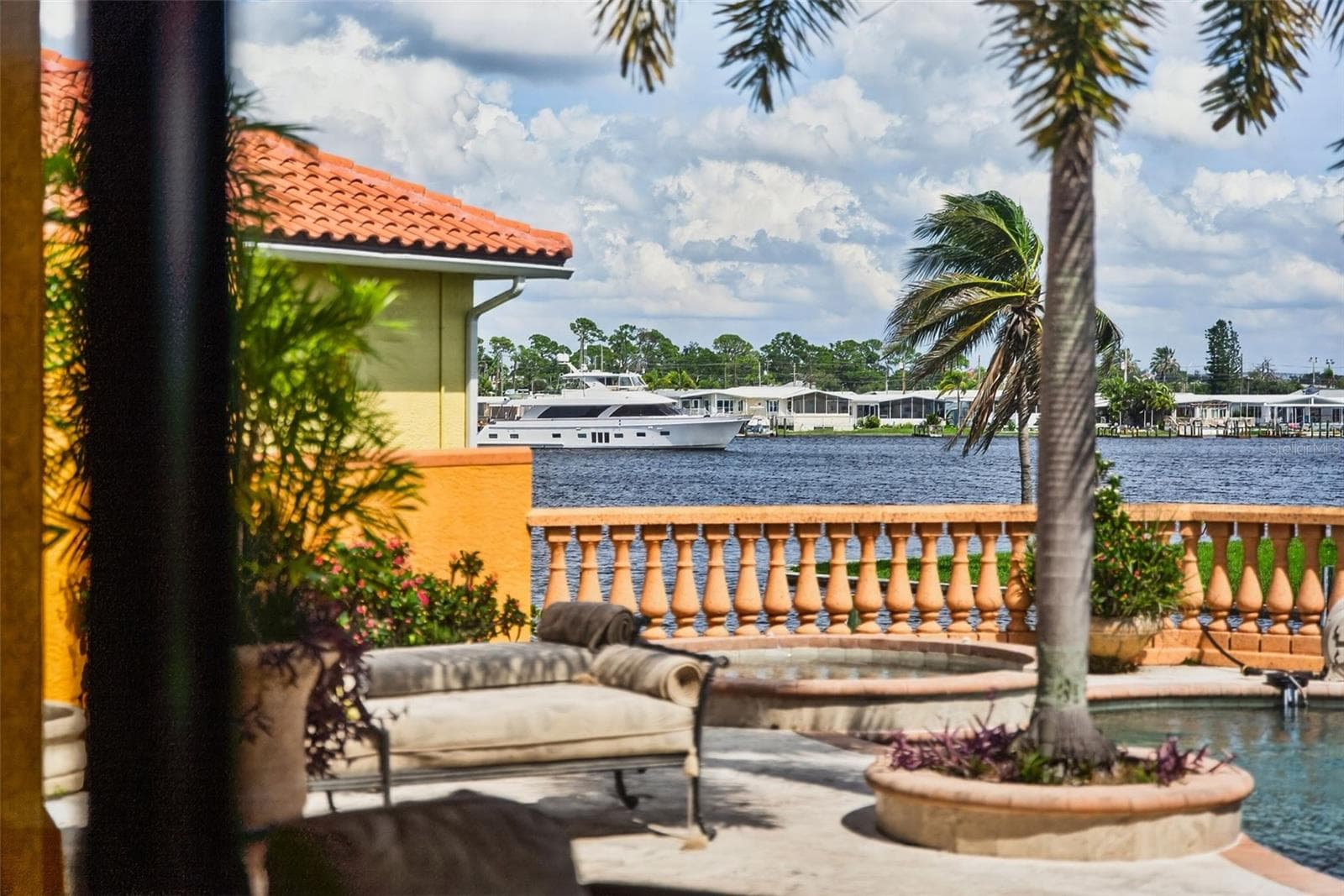 Single Family Residence at 316 W BAY DR, VENICE, photo 51 of 100
