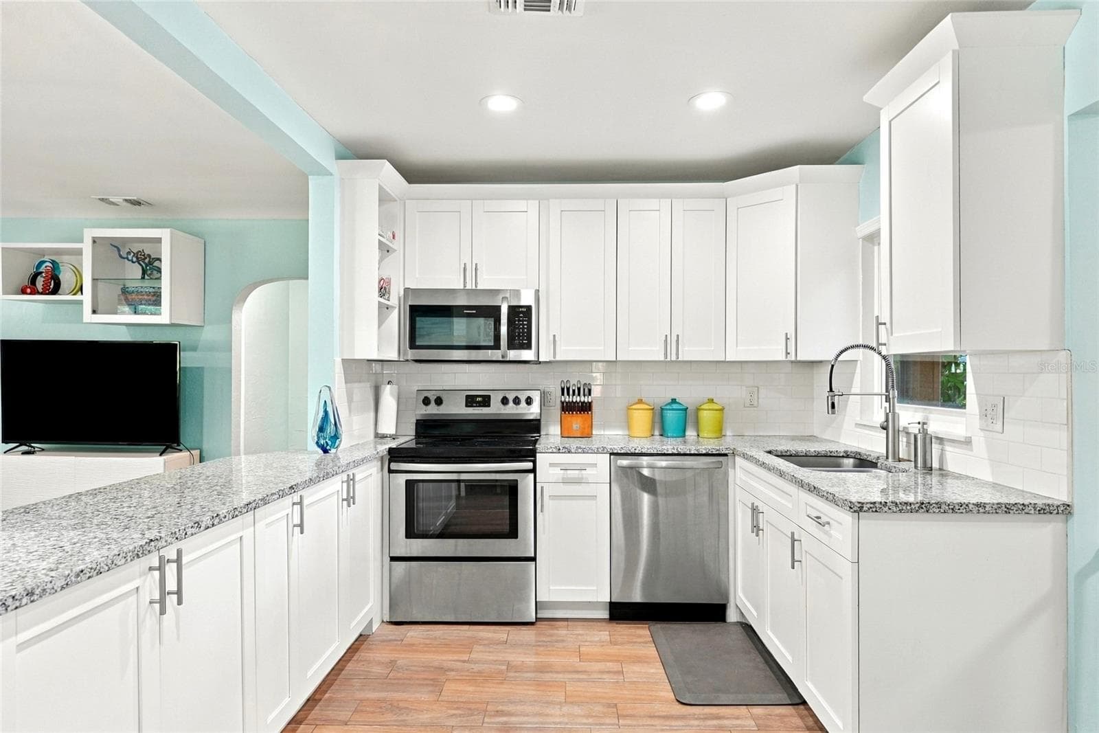 Single Family Residence at 3108 10TH ST N, ST PETERSBURG, photo 11 of 47