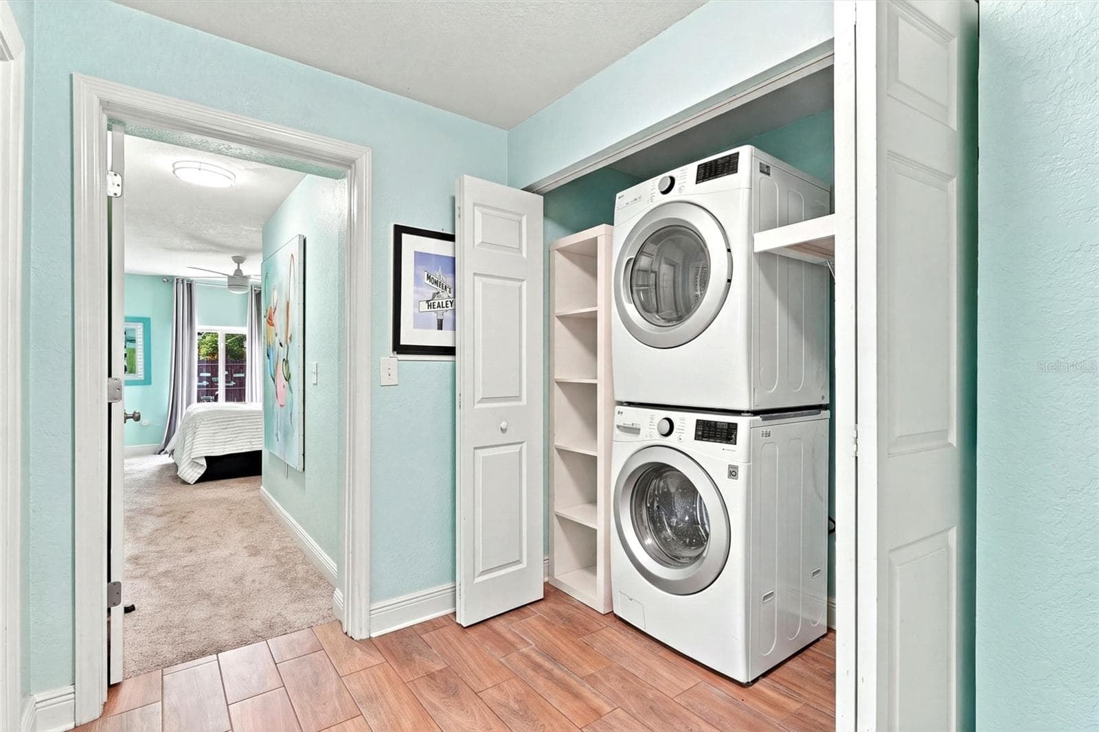Indoor Laundry - 3108 10TH ST N, ST PETERSBURG