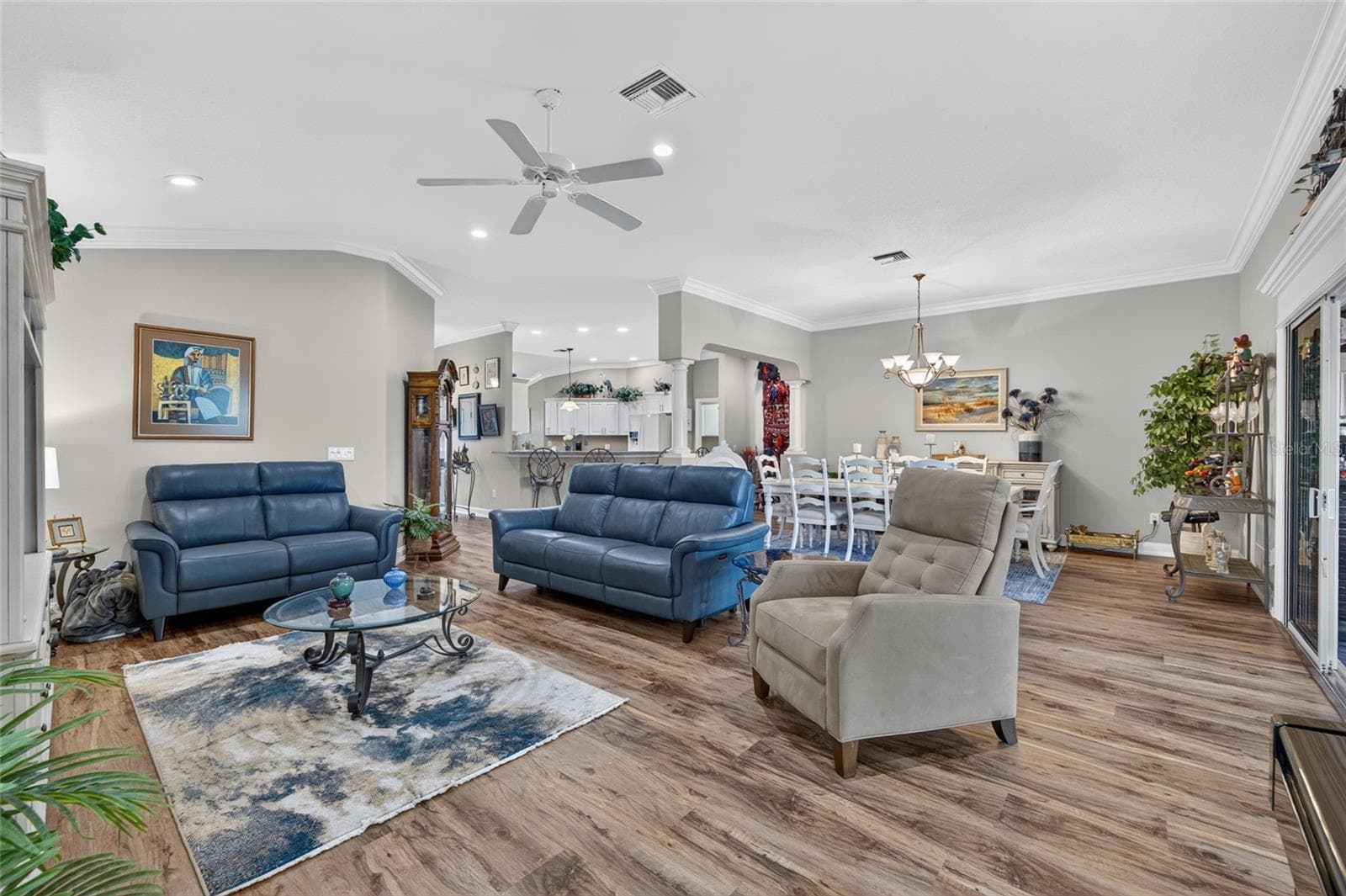 Single Family Residence at 440 CARRERA DR, THE VILLAGES, photo 14 of 76